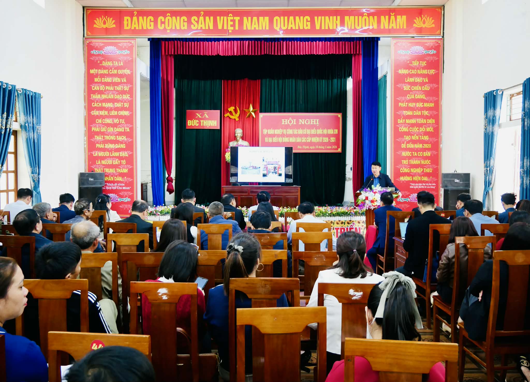 Xã Đức Thịnh tổ chức hội nghị tập huấn nghiệp vụ công tác bầu cử và phát động đợt thi đua cao điểm chào mừng bầu cử Đại biểu Quốc hội và HĐND các cấp nhiệm kỳ 2026 - 2031