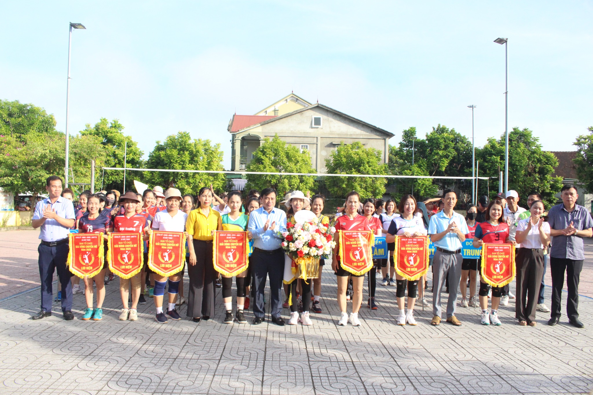 Các hoạt động chào mừng 80 năm Quốc khánh 2/9 và chào mừng thành công Đại hội Đảng bộ xã Đức Thịnh lần thứ nhất, nhiệm kỳ 2025 - 2030