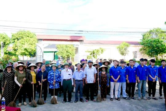 Đức Thịnh ra quân hưởng ứng phong trào “Toàn dân chung tay bảo vệ môi trường, vì một Việt Nam xanh - sạch - đẹp”