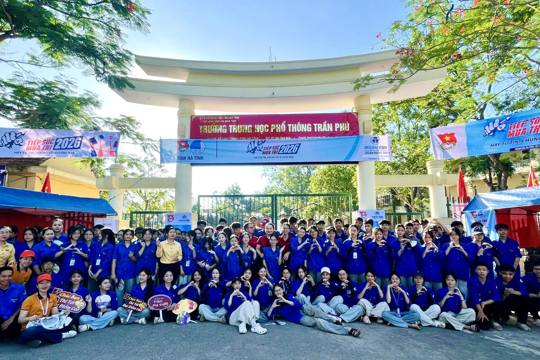 Đức Thịnh chung tay "tiếp sức mùa thi", tiếp thêm động lực cho sĩ tử vượt vũ môn