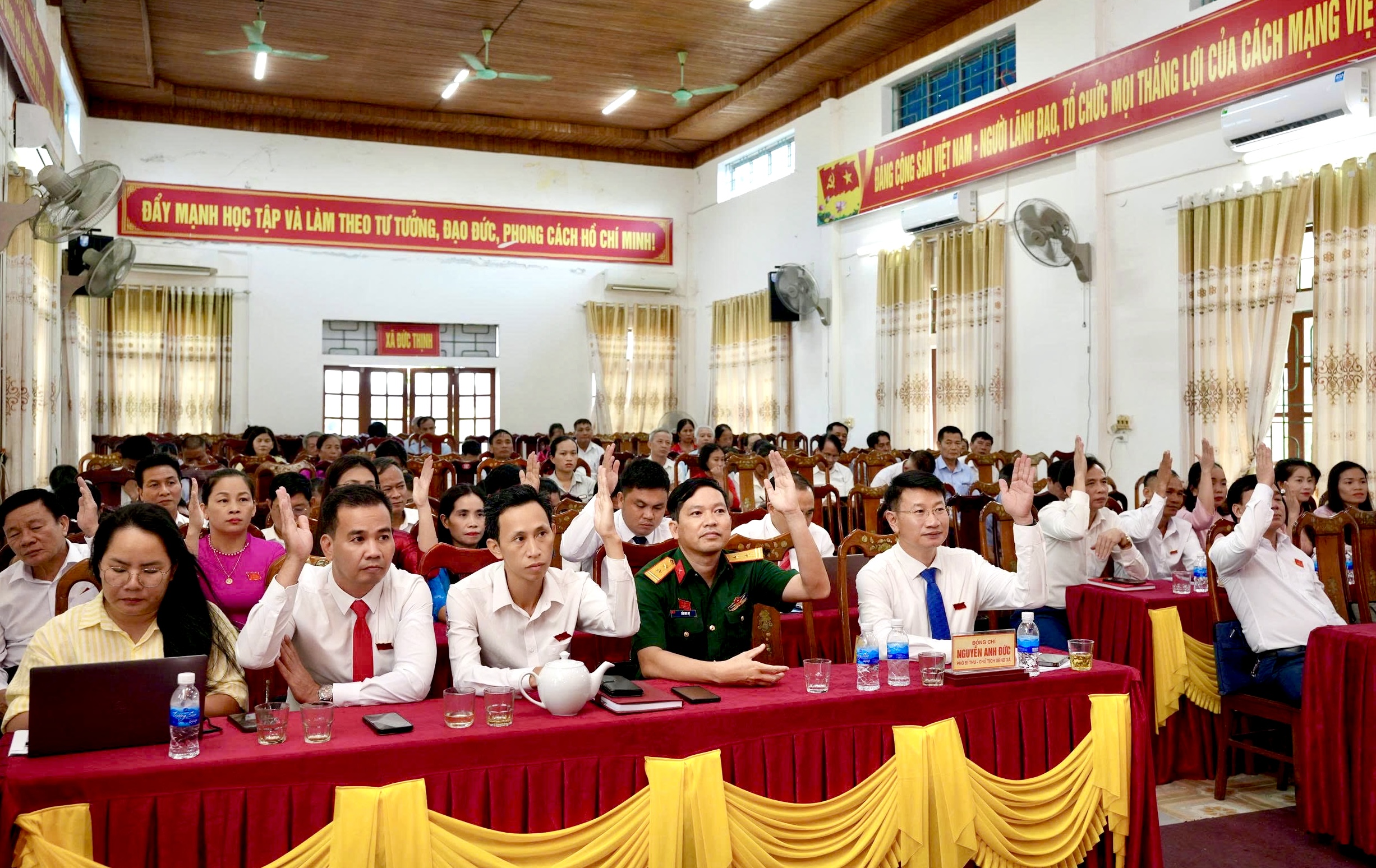 HĐND xã Đức Thịnh thông qua 7 nghị quyết quan trọng, tạo đà thực hiện mục tiêu phát triển năm 2026