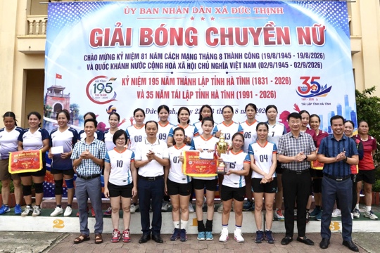 Trung Lễ giành Cúp vô địch Giải bóng chuyền nữ xã Đức Thịnh năm 2026