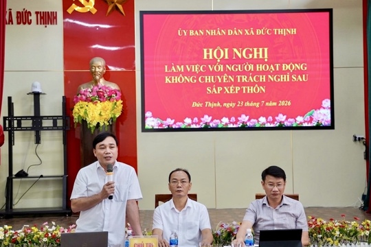 Đức Thịnh lắng nghe, tháo gỡ kiến nghị của người hoạt động không chuyên trách nghỉ sau sắp xếp thôn