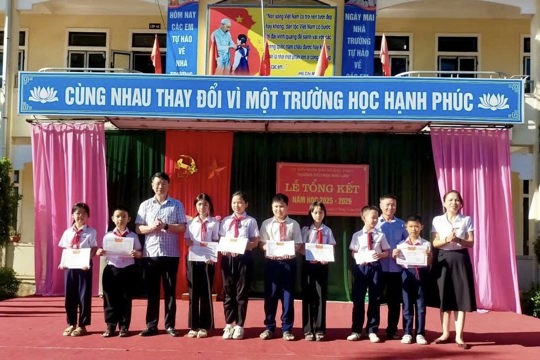 Trường tiểu học Đức Lâm tổng kết năm học 2025 - 2026