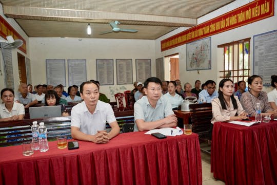 Tổ đại biểu HĐND số 2 tiếp xúc cử tri khu vực Đức Lâm và Đức Thanh cũ