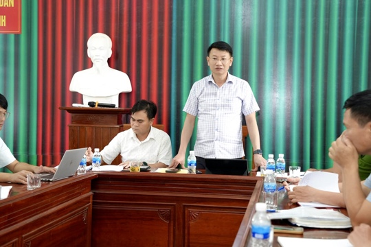 UBND xã Đức Thịnh đôn đốc xử lý dứt điểm việc cho thuê ki-ốt tại khu đất thương mại dịch vụ HTX Nông nghiệp Văn Lâm