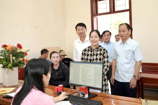 Đức Thịnh ra mắt thí điểm mô hình “điểm tiếp nhận Thủ tục hành chính tại thôn” 